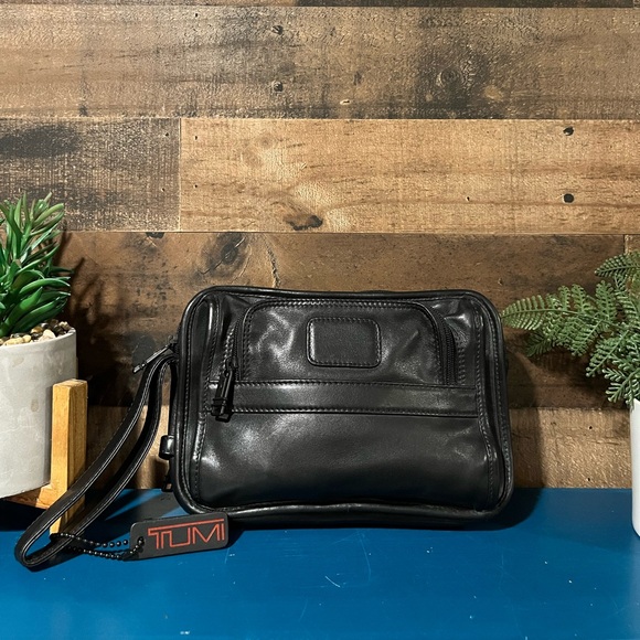 TUMI Black Leather Organizer Bag Wallet - Picture 1 of 10